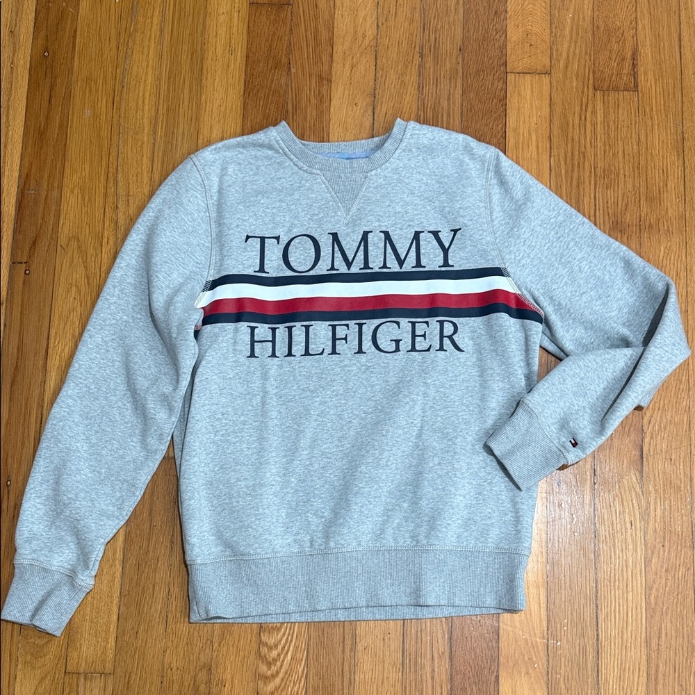 Tommy Hilfiger Gray Crewneck Sweater with Red and Blue Accents